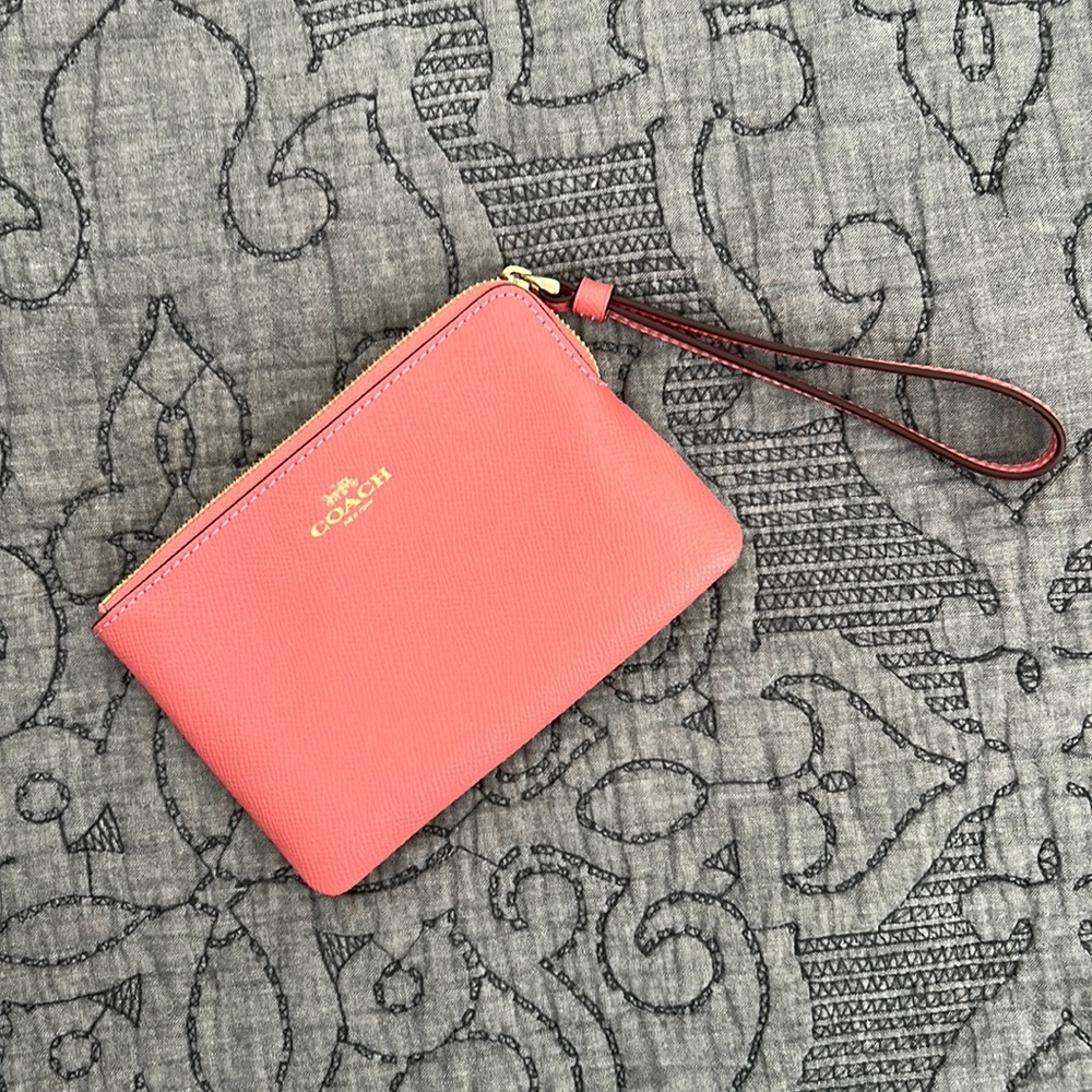 COACH (New York) wristlet